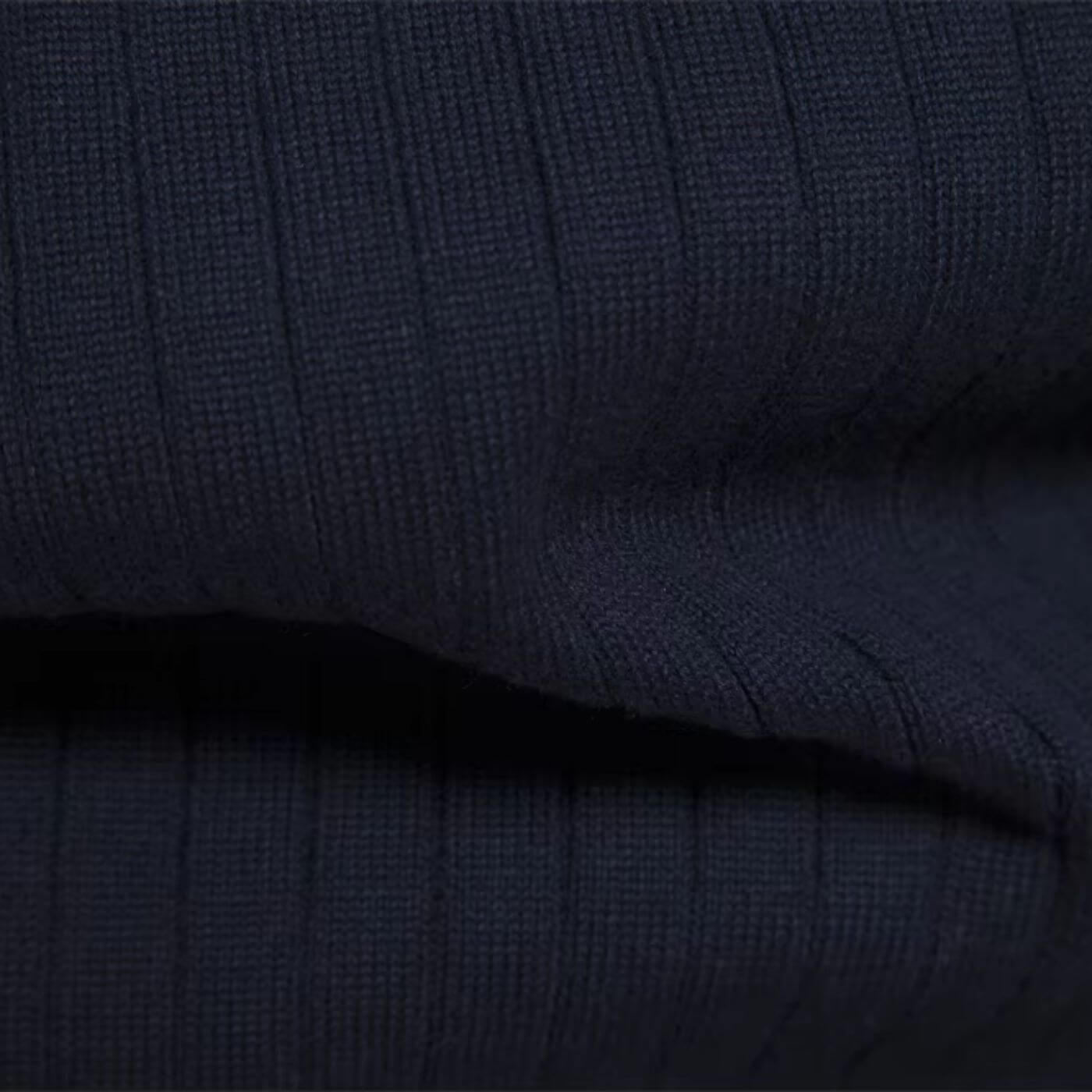 CRAWFORD DALLAS | COMFORTABLE AND STYLISH PULLOVER