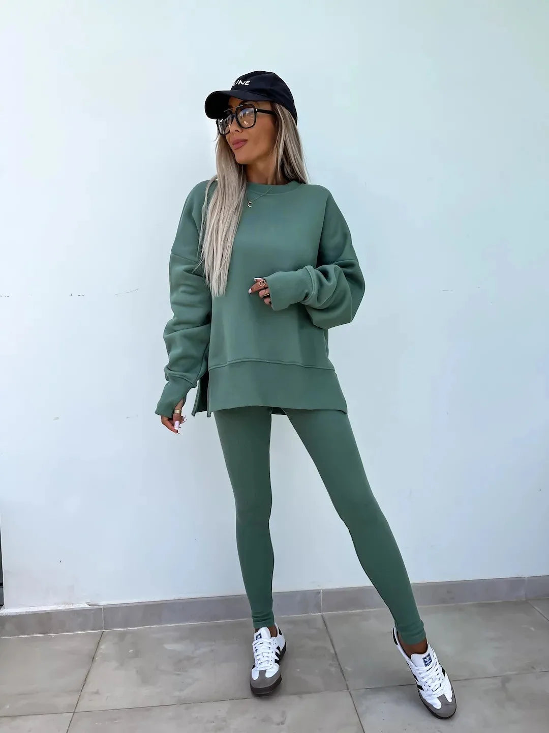 Michelle | Coordinated set with oversized sweatshirt and leggings