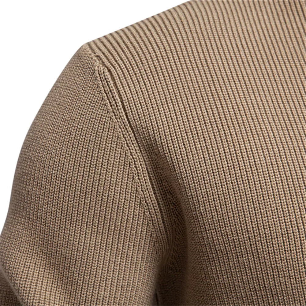 CRAWFORD DALLAS | MEN'S PULLOVER WITH BUTTON DESIGN