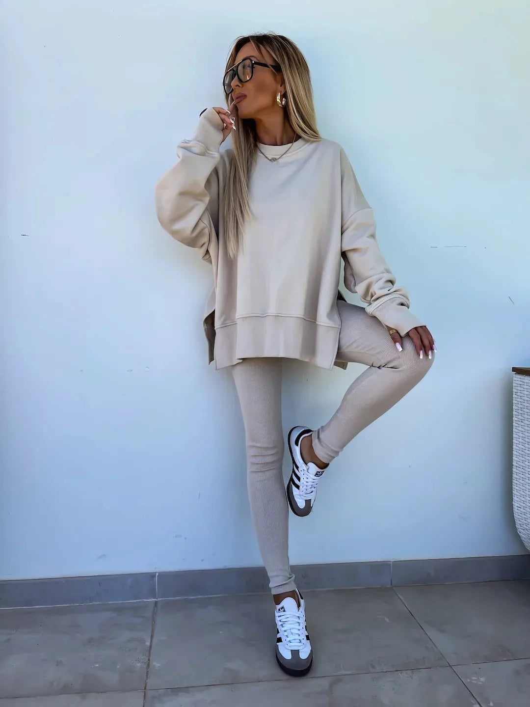 Michelle | Coordinated set with oversized sweatshirt and leggings