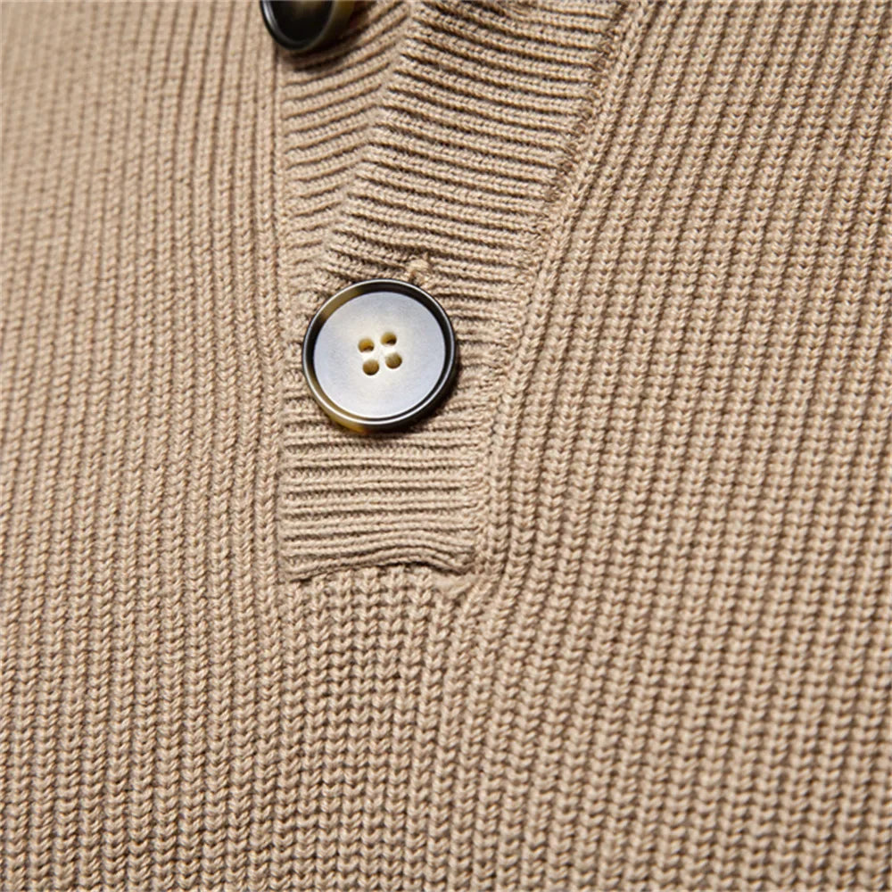 CRAWFORD DALLAS | MEN'S PULLOVER WITH BUTTON DESIGN