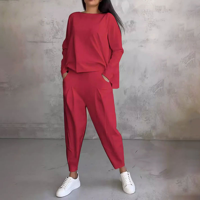 Stephanie | Two-Piece Set with Long Sleeve Top and Loose Pants