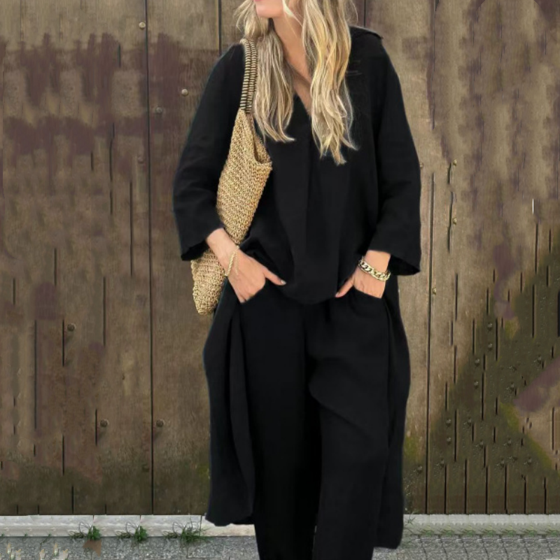 Abby | 2-Piece Set With Loose Pockets And V-Neck
