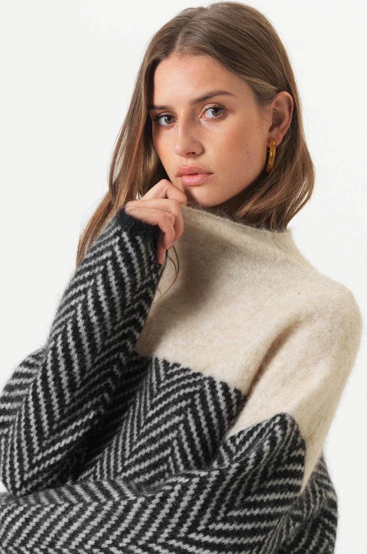 ADELIE | Premium Turtleneck in Elegant Knit