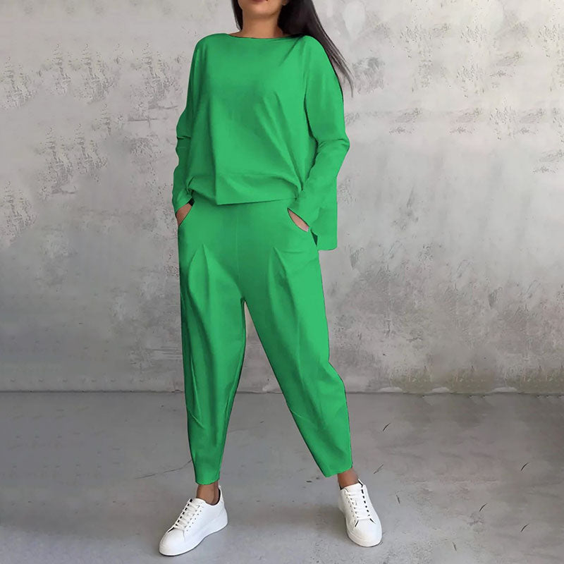 Stephanie | Two-Piece Set with Long Sleeve Top and Loose Pants